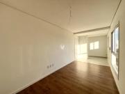 Apartamento 1 dormitÃ³rio com garagem no centro