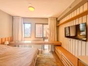 Apartamento 1 Dorms para Alugar 21 m² por R$ 2.300,00