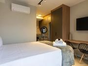 Apartamento 1 Dorms para Alugar 22 m² por R$ 3.200,00