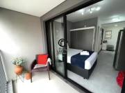 Apartamento 1 Dorms para Alugar 25 m² por R$ 3.350,00
