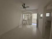 Apartamento 1 Dorms para Alugar 35 m² por R$ 1.700,00