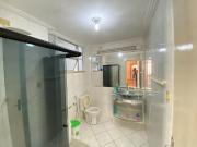 Apartamento 2/4 na Barra excelente localização locação...