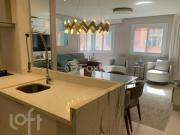 Apartamento, 2 dormitórios, 108.86 m², em Centro