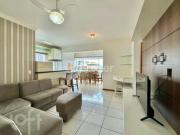 Apartamento, 2 dormitórios, 63.5 m², em Centro