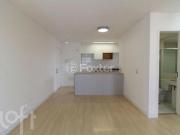 Apartamento, 2 dormitórios, 65 m², em Cambuci