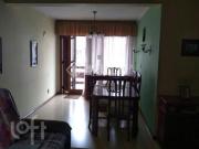 Apartamento, 2 dormitórios, 68.95 m², em Centro