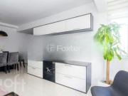 Apartamento, 2 dormitórios, 70 m², em São João