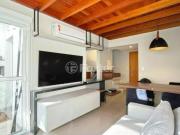 Apartamento, 2 dormitórios, 87.28 m², em Menino Deus