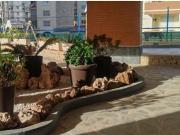 Apartamento 2 dormitorios a 100 m de la playa con parkin...