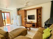 Apartamento 2 dormitórios, cobertura, lareira, 3 quadras...