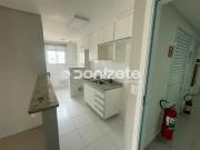 Apartamento 2 Dormitórios com 1 Suíte, Vila Floresta...