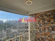 Apartamento 2 Dormitórios com Suíte, Varanda com...
