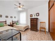 Apartamento 2 dormitorios con vistas laterales al mar a...