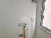 Apartamento 2 dormitórios e 1 vaga escriturada.