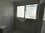 Apartamento, 2 Dorms para Alugar, 60 m² por R$ 2.600,00