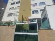 Apartamento 2 quartos com armários andar alto a poucos...
