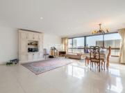 Apartamento, 3 dormitórios, 141.86 m², em Mont Serrat