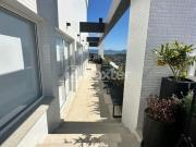 Apartamento, 3 dormitórios, 214 m², em Centro