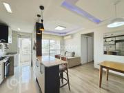 Apartamento, 3 dormitórios, 83 m², em Centro