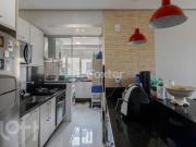Apartamento, 3 dormitórios, 84 m², em Centro