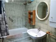 APARTAMENTO 3 DORMITORIOS,BAÑO Y ASEO CON PARKING Y...