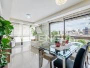 Apartamento 3 dormitórios e 2 vagas cobertas de garagem...