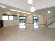 Apartamento 3 Dorms para Alugar 260 m² por R$ 5.800,00