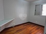 Apartamento, 3 Dorms para Alugar, 85 m² por R$ 3.300,00