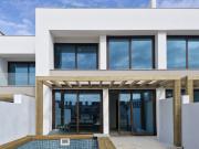 Apartamento 3 quartos, jardim e Piscina Condomínio...