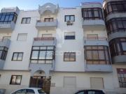 APARTAMENTO 4 ASSOLHADAS RÉS DO CHÃO