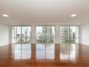 Apartamento, 4 dormitórios, 273 m², em Real Parque