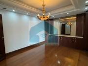 Apartamento 4 Dorms para Alugar 330 m² por R$ 11.000,00