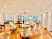 Apartamento 5 Dorms para Alugar 370 m² por R$ 18.000,00