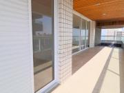 Apartamento com 4 dormitórios e 3 vagas demarcadas à...