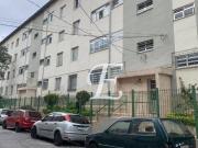 Apartamento com 3 dormitórios à venda, 80 m² por R$...