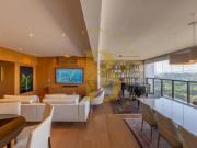 Apartamento à venda com 163 m² em Moema. Vista livre...
