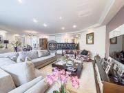 Apartamento à venda com 236 m² com 3 dormitórios sendo 1...