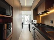 Apartamento à Venda com 2 Quartos, 2 Banheiros, 2 vagas...