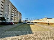 Apartamento á Venda com 2 Quartos e 1 Banheiro no...