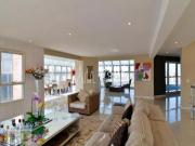 Apartamento à venda com 317m², 4 dormitórios e 5 vagas,...