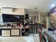 Apartamento à venda com 67m² mobiliado em Moema com...