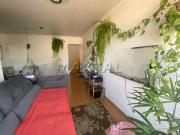 Apartamento à venda de 3 dormitórios e 2 vagas, na Vila...