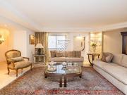 Apartamento à venda em Batel