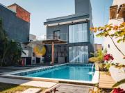 Apartamento à venda em Caraguatatuba, Indaiá, com 2...