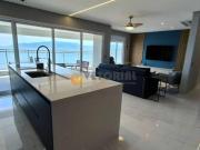 Apartamento à venda em Caraguatatuba, Indaiá, com 3...