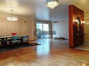 Apartamento a venda em Higienopolis/SP com 210 m² 3...