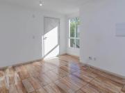 Apartamento à venda em Lomba do Pinheiro com 47 m², 2...