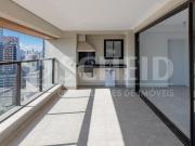 Apartamento á Venda em Moema com 153m², 3 quartos sendo...