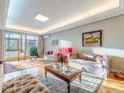 Apartamento à venda em Moinhos de Vento com 140 m², 3...