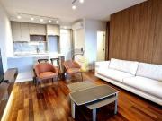Apartamento á venda em Pinheiros, 1 suíte, 1 vaga de garagem